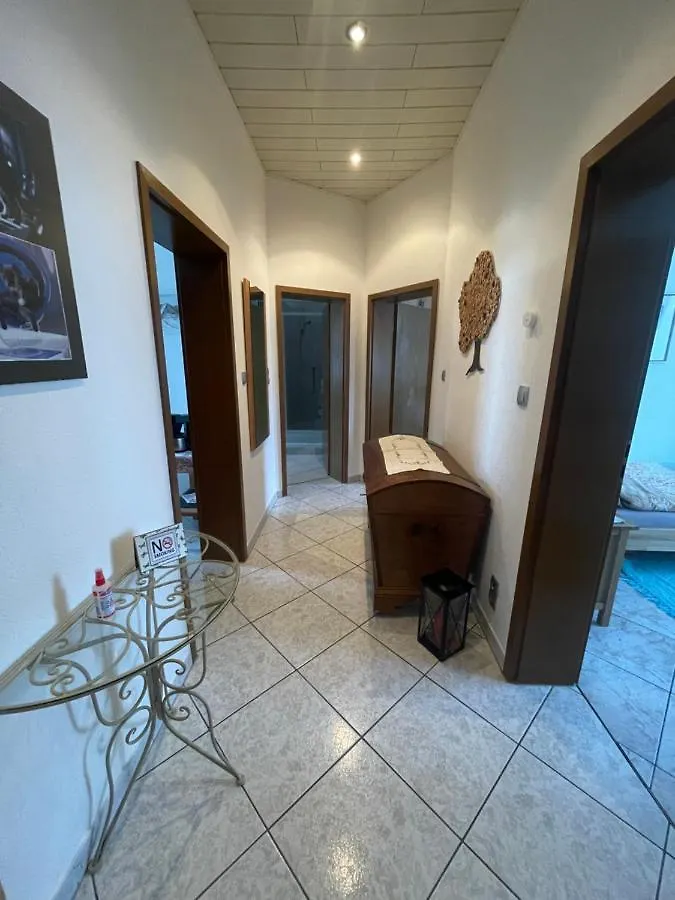 Attraktive 2 Zimmer Wohnung In Toplage, Naehe Messe Hannover Apartment